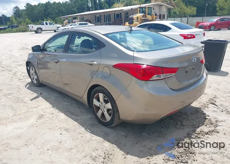 2013 Hyundai Elantra Gls z USA, uszkodzony, nr VIN 5NPDH4AE2DH324667